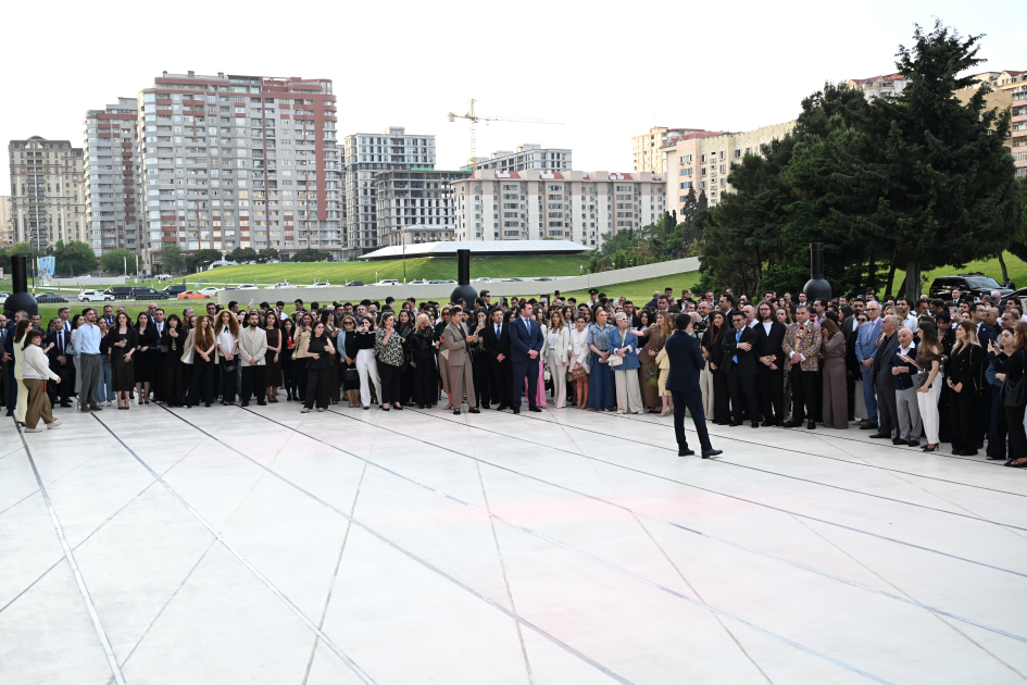 Solo exhibition of Peruvian artist opened at Heydar Aliyev Center (PHOTO)