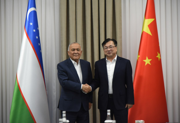 Uzbekistan, CNLC discuss oilfield co-op