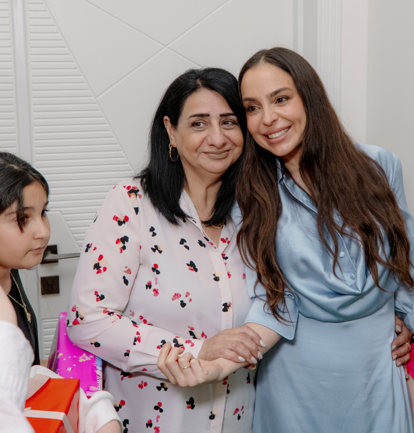 Leyla Aliyeva and Alena Aliyeva visit Social Rehabilitation Center (PHOTO)
