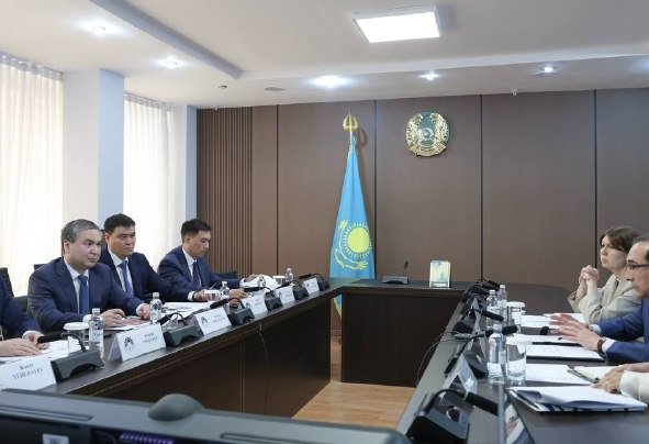 Kazakhstan, World Bank discuss mining sector development