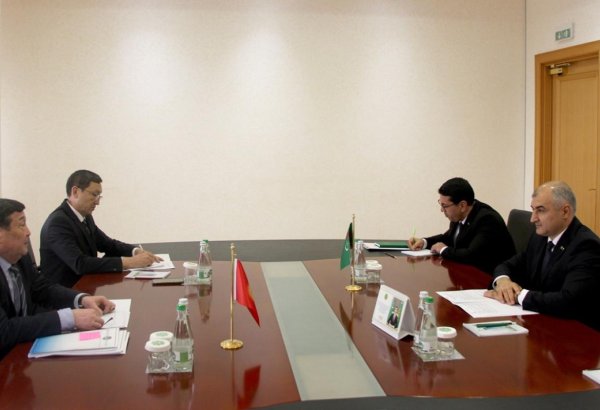 Turkmenistan, Kyrgyzstan discuss expansion of trade and diplomatic cooperation
