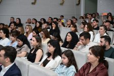Leyla Aliyeva and Alena Aliyeva attend concert marking Independence Day at SANAT Children's Music and Art Center (PHOTO)
