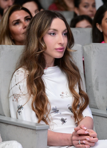 Leyla Aliyeva and Alena Aliyeva attend concert marking Independence Day at SANAT Children's Music and Art Center (PHOTO)