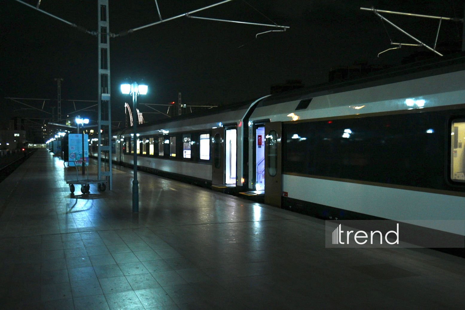 Baku–Tbilisi–Baku train departs on its first trip (PHOTO)