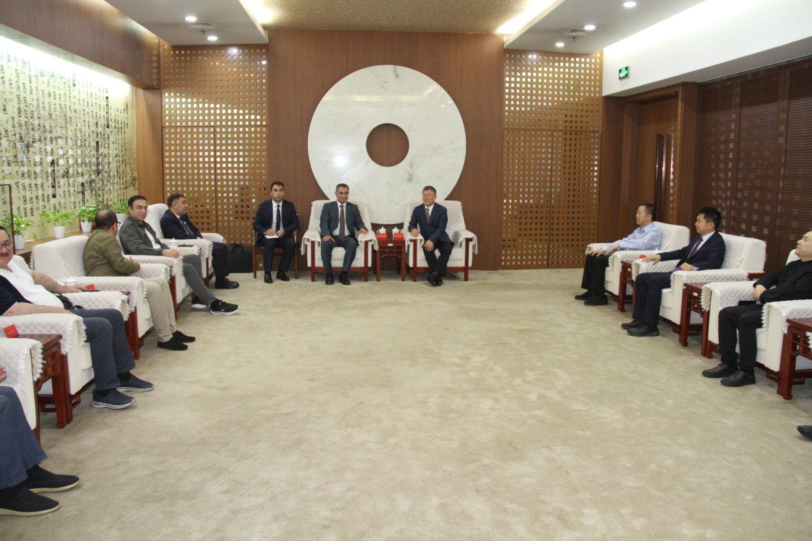 Heydar Aliyev Foundation and China Conservatory of Music discuss cooperation areas (PHOTO)