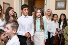 Alena Aliyeva takes part in charity master class for children at Maksud Ibragimbekov Creativity Center (PHOTO)