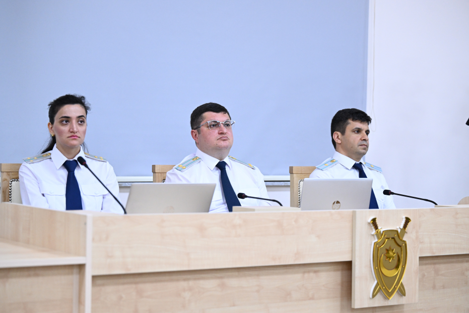 Baku court begins hearing appeals by Armenian citizens convicted of serious crimes (PHOTO)