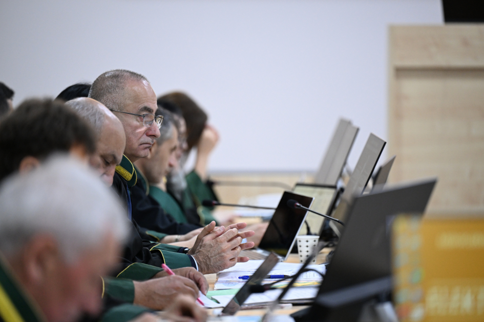 Baku court begins hearing appeals by Armenian citizens convicted of serious crimes (PHOTO)