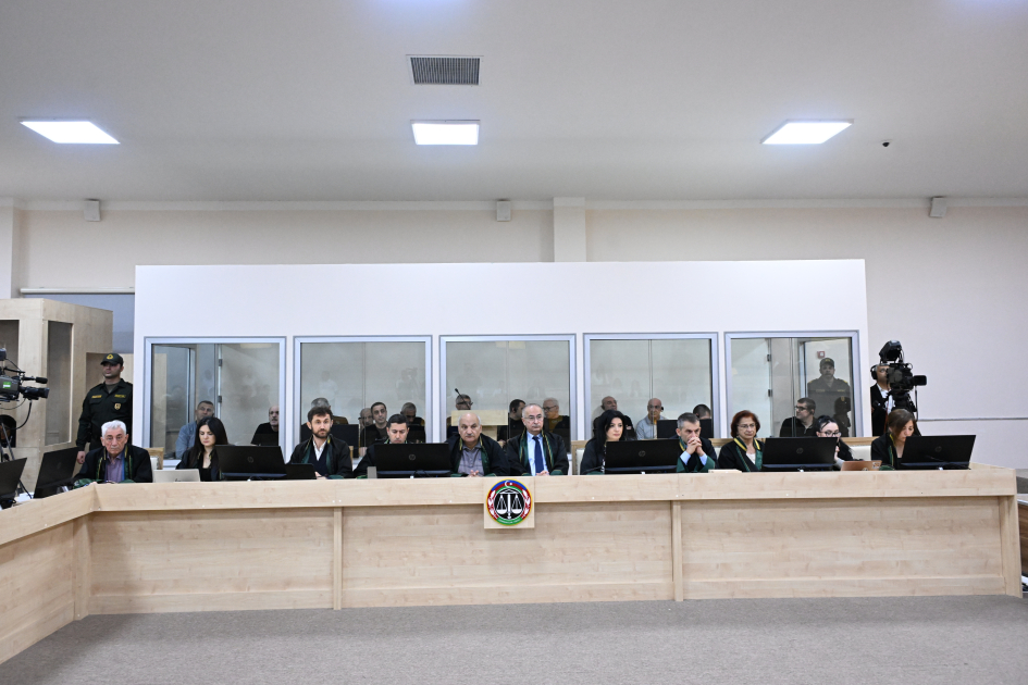 Baku court begins hearing appeals by Armenian citizens convicted of serious crimes (PHOTO)
