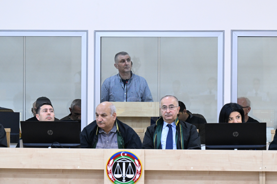 Baku court begins hearing appeals by Armenian citizens convicted of serious crimes (PHOTO)