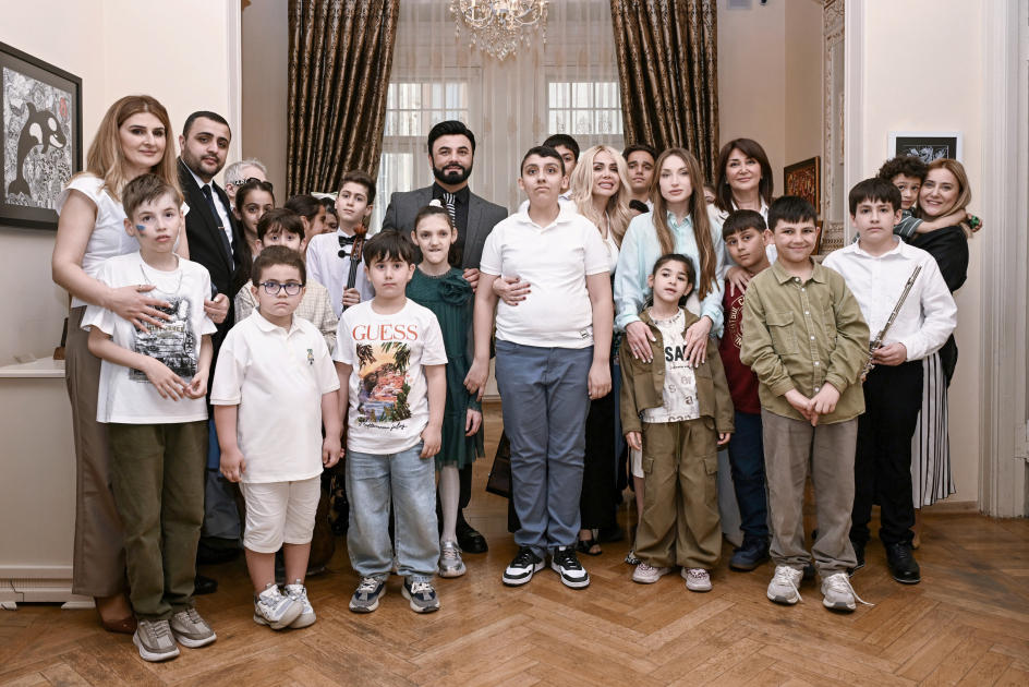Alena Aliyeva takes part in charity master class for children at Maksud Ibragimbekov Creativity Center (PHOTO)