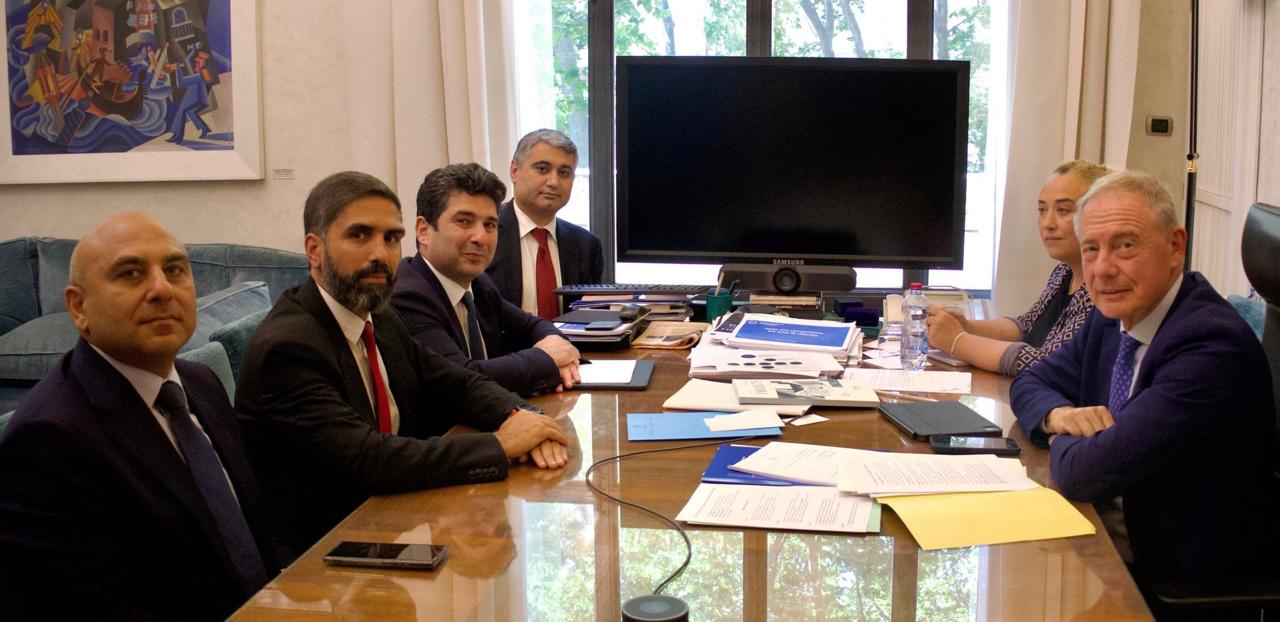 Rome hosts official presentation of SOCAR Italy (PHOTO)