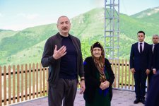 President Ilham Aliyev inspects progress of developments in Boyuk Galaderesi village of Shusha and meets with residents (PHOTO/VIDEO)
