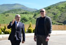 President Ilham Aliyev inspects progress of developments in Boyuk Galaderesi village of Shusha and meets with residents (PHOTO/VIDEO)