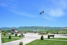 President Ilham Aliyev inspects private houses designated for servicemen in Khojaly (PHOTO)