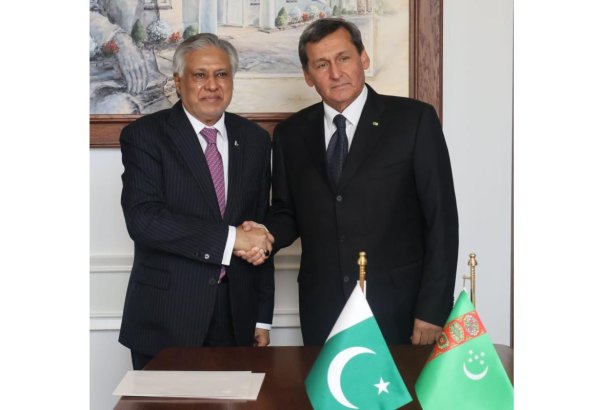 Turkmenistan, Pakistan review bilateral ties, regional agenda