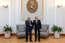 Azerbaijan, Kyrgyzstan explore expansion of energy co-op at Baku Energy Week (PHOTO)