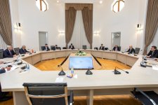 Azerbaijan, Kyrgyzstan explore expansion of energy co-op at Baku Energy Week (PHOTO)