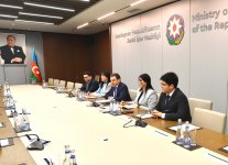 Azerbaijan, U.S. discuss expansion of economic ties (PHOTO)