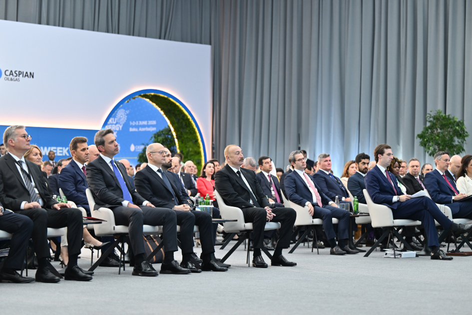 President Ilham Aliyev attends official opening ceremony of 31st Baku Energy Forum (PHOTO/VIDEO)