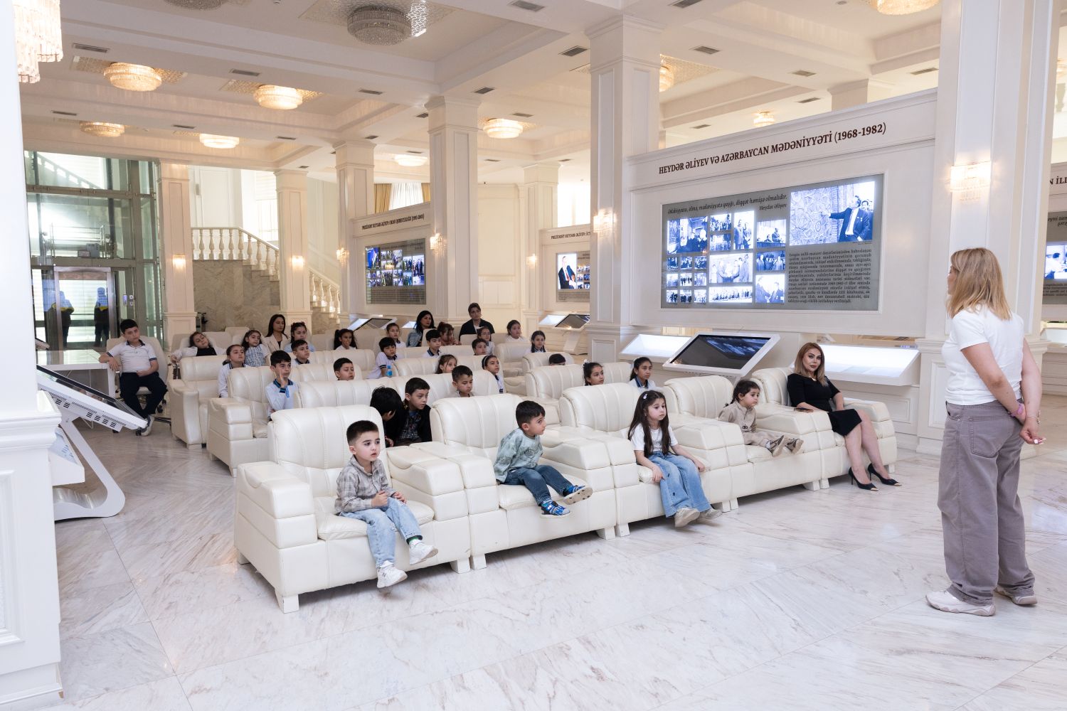 AzInTelecom hosts digital safety session for children ahead of International Children’s Day (PHOTO)