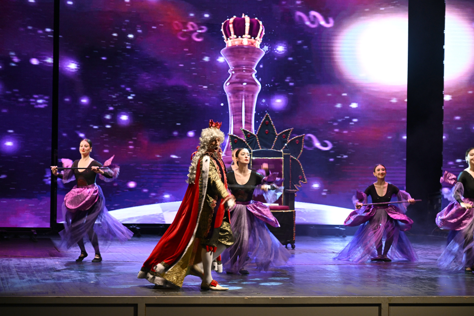 Leyla Aliyeva and Alena Aliyeva attend performance of "The Little Prince" based on same name at Azerbaijan State Academic Musical Theater (FOTO)