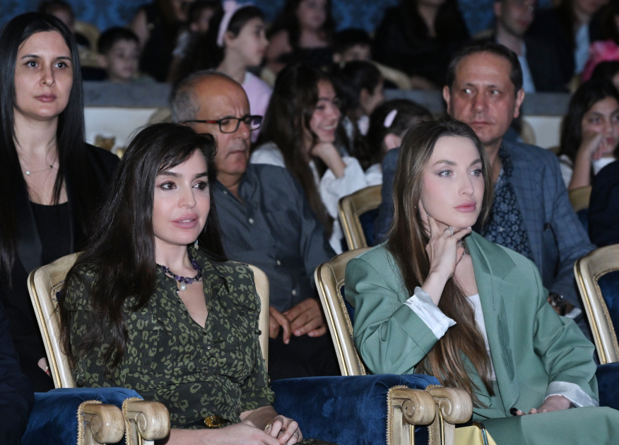 Leyla Aliyeva and Alena Aliyeva attend performance of "The Little Prince" based on same name at Azerbaijan State Academic Musical Theater (FOTO)