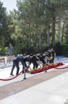 AZAL team and civil aviation representatives visit Alley of Honors (PHOTO)