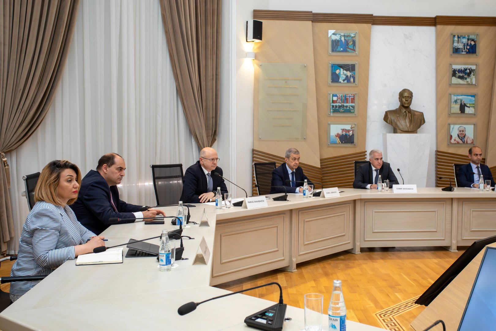 Azerbaijan and Germany explore current status of energy cooperation (PHOTO)
