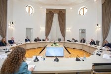 Azerbaijan and Germany explore current status of energy cooperation (PHOTO)