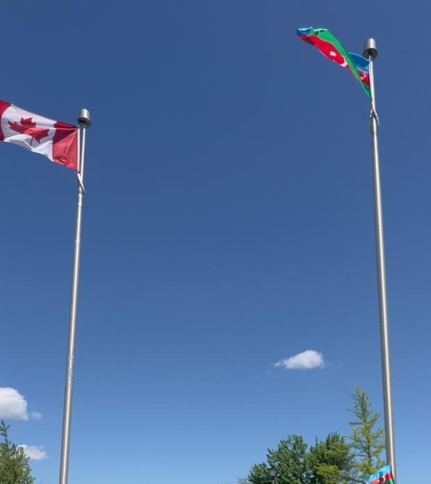 Niagara Falls hosts Azerbaijani flag-raising on Independence Day (PHOTO)