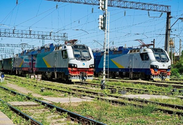 Kazakhstan Railways expands locomotive fleet