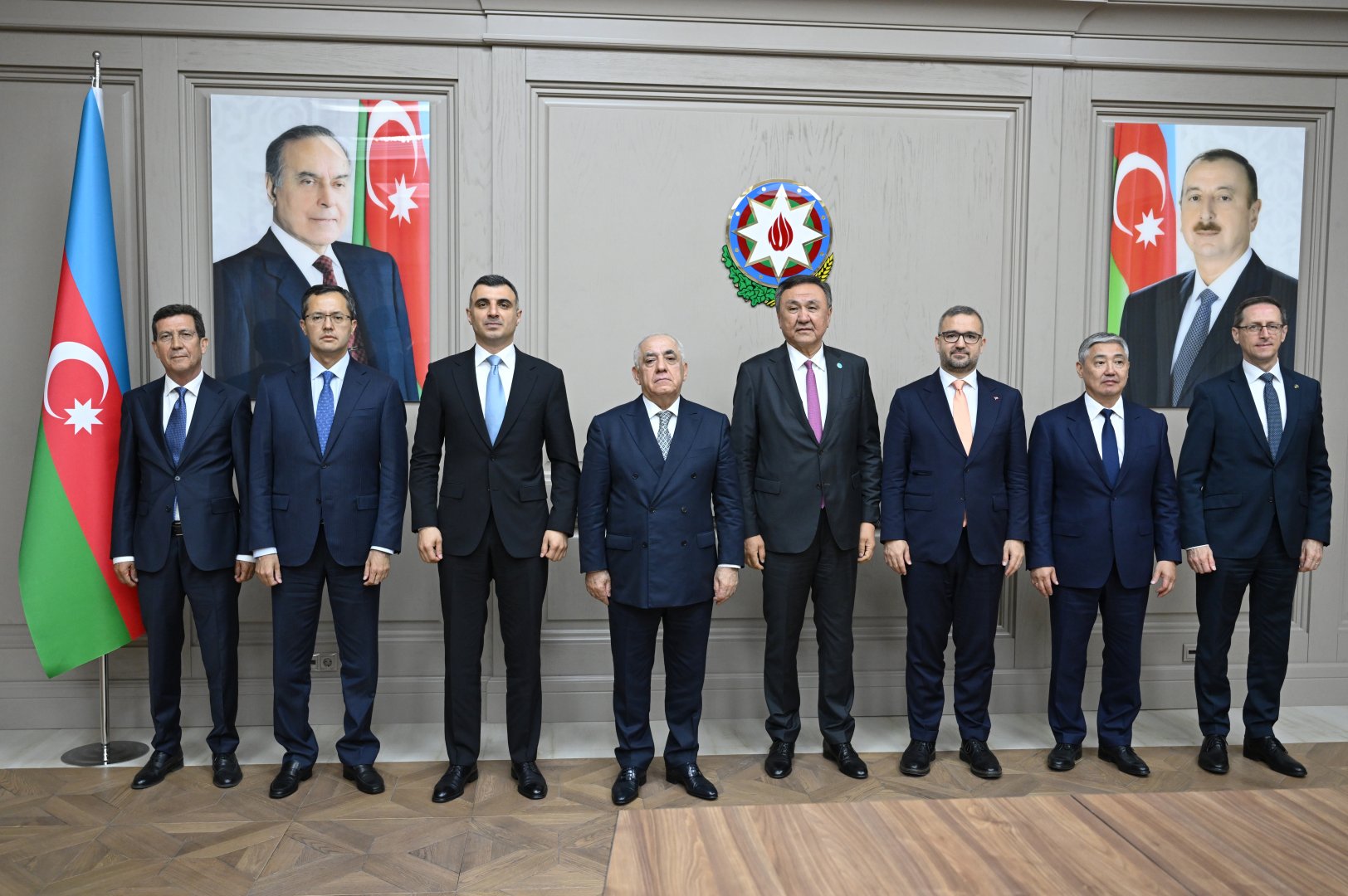 Azerbaijan discusses collaboration in financial and banking sector within OTS