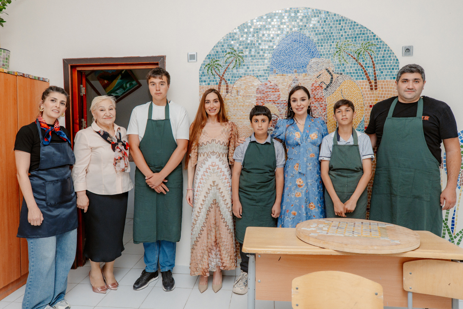 Leyla Aliyeva and Arzu Aliyeva visit Integrated Boarding School No. 11 (PHOTO)