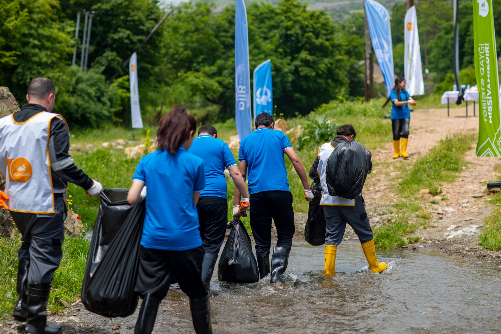 “AzerGold” CJSC and RIIB held an event dedicated to World Environment Day in Dashkesen (PHOTO)