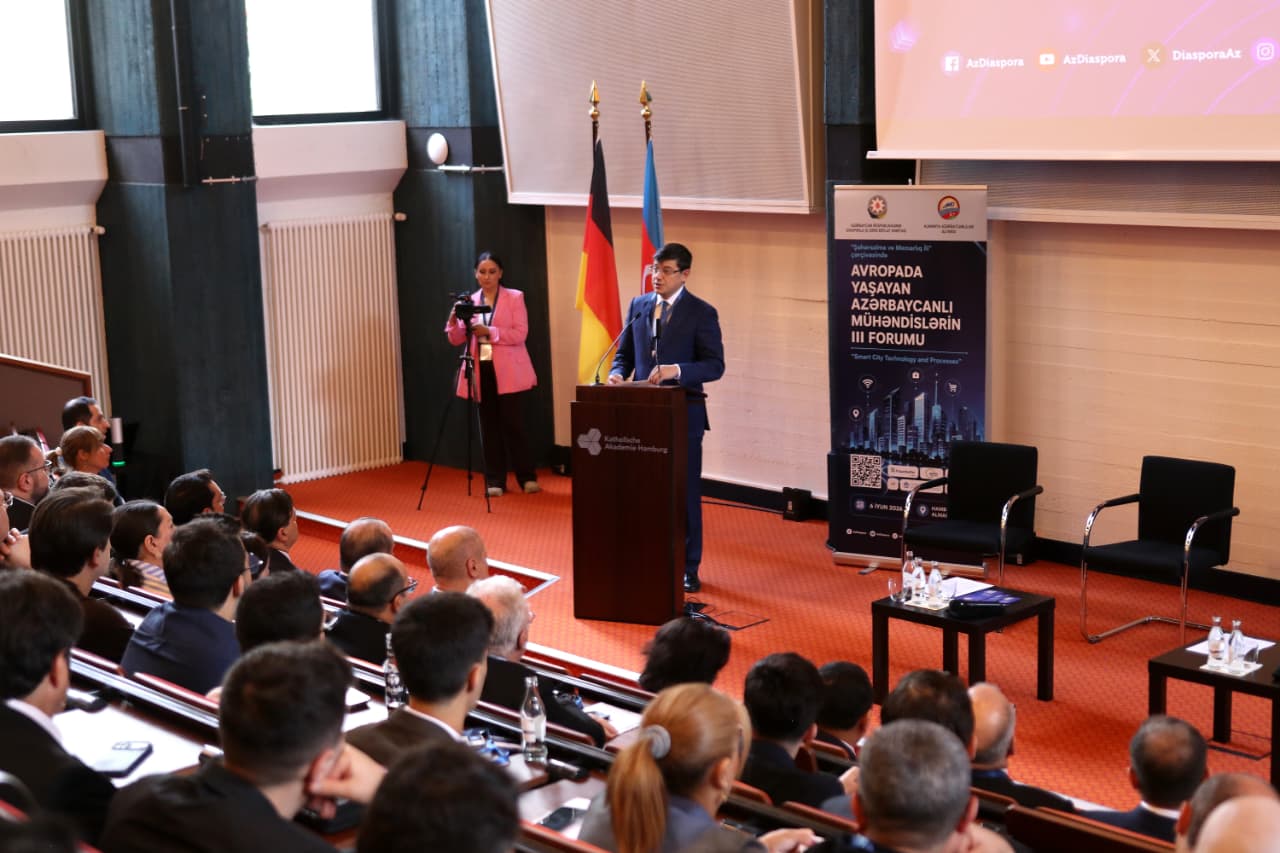 Germany hosts 3rd forum of Azerbaijani engineers living in Europe (PHOTO)