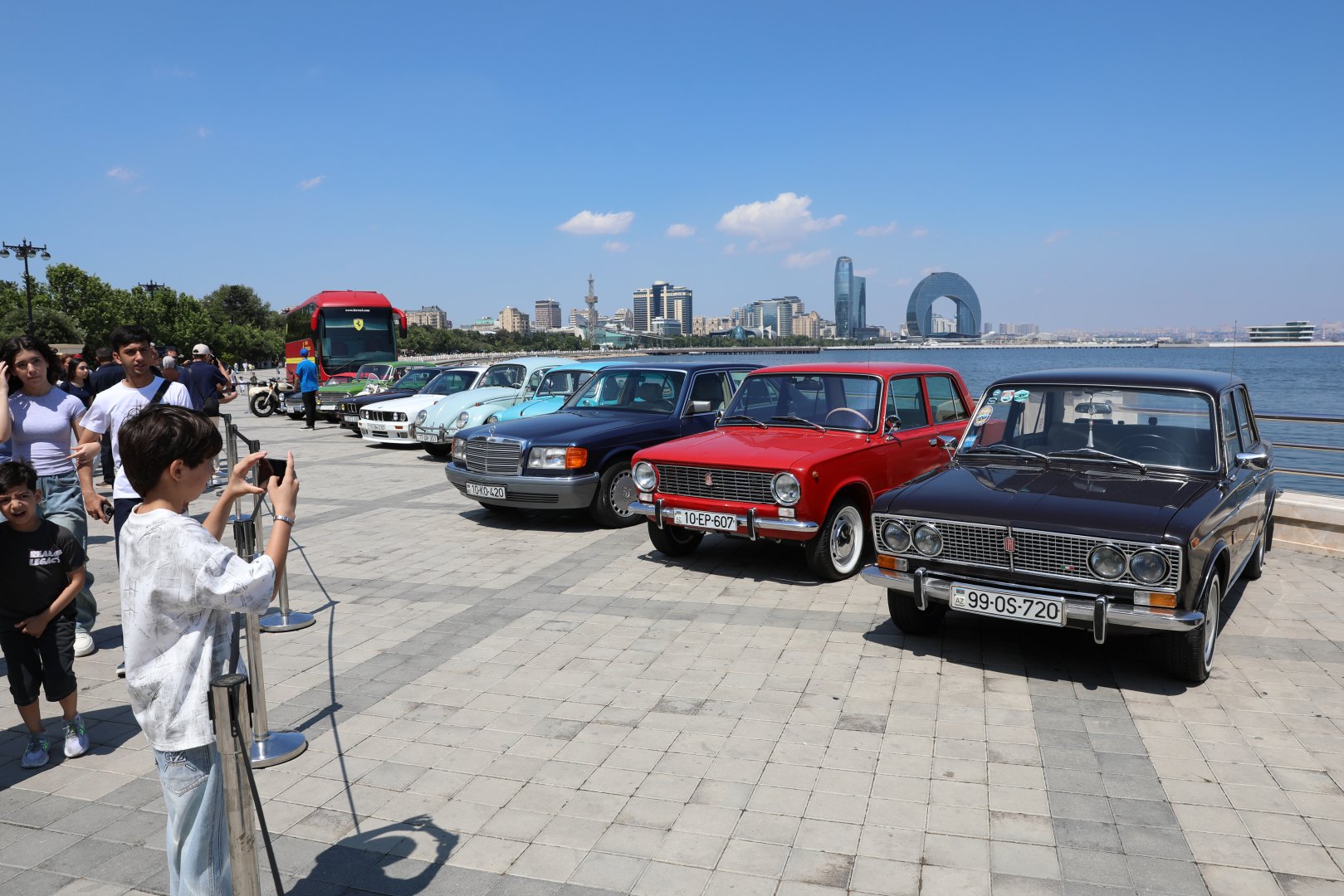 Baku hosts successful Classics & Supercars Festival (PHOTO/VIDEO)