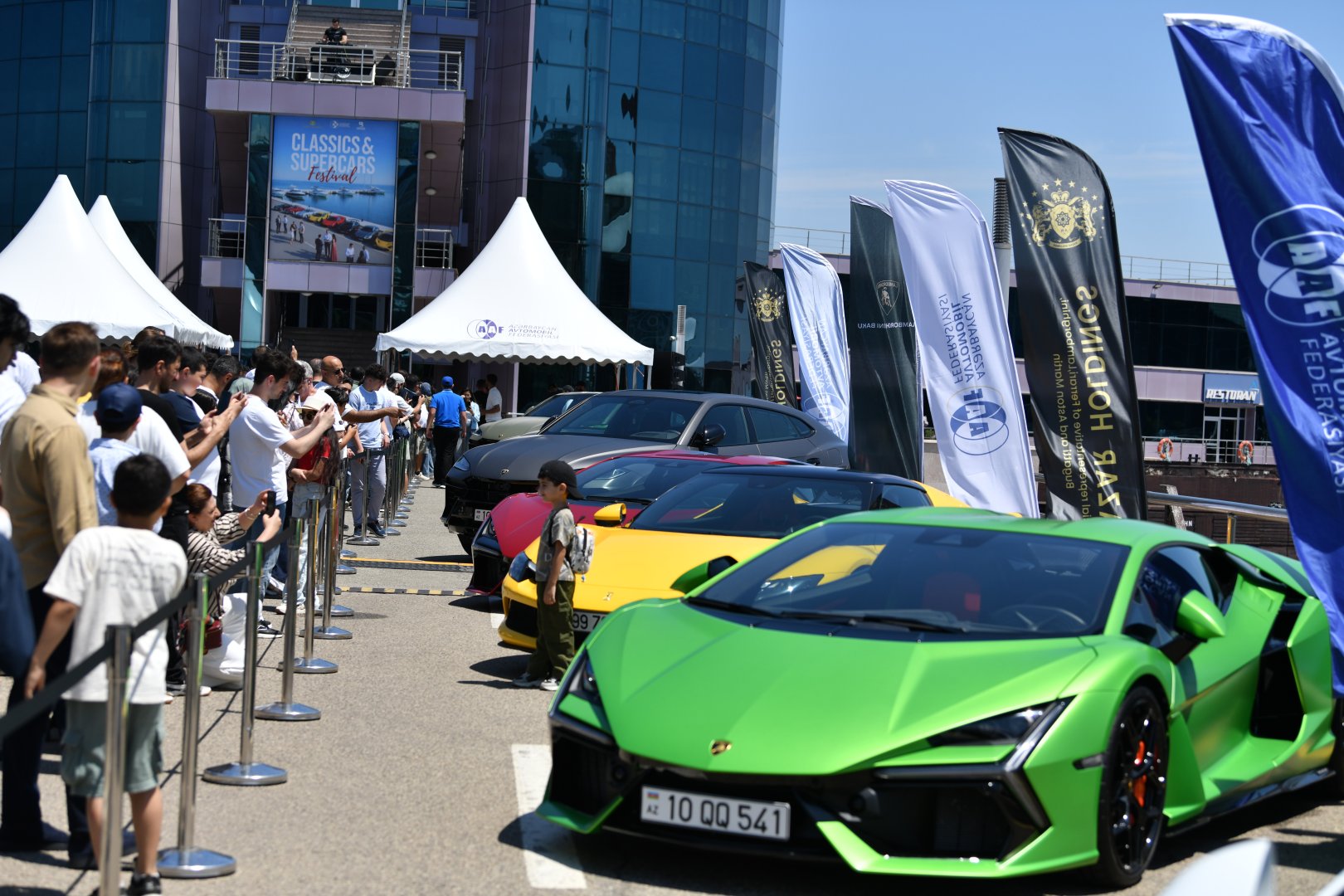 Baku hosts successful Classics & Supercars Festival (PHOTO/VIDEO)