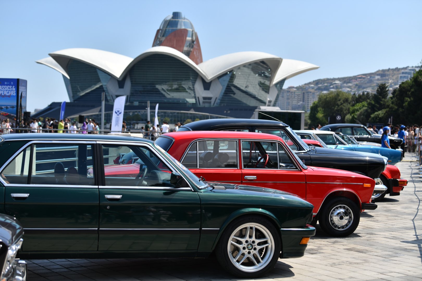 Baku hosts successful Classics & Supercars Festival (PHOTO/VIDEO)