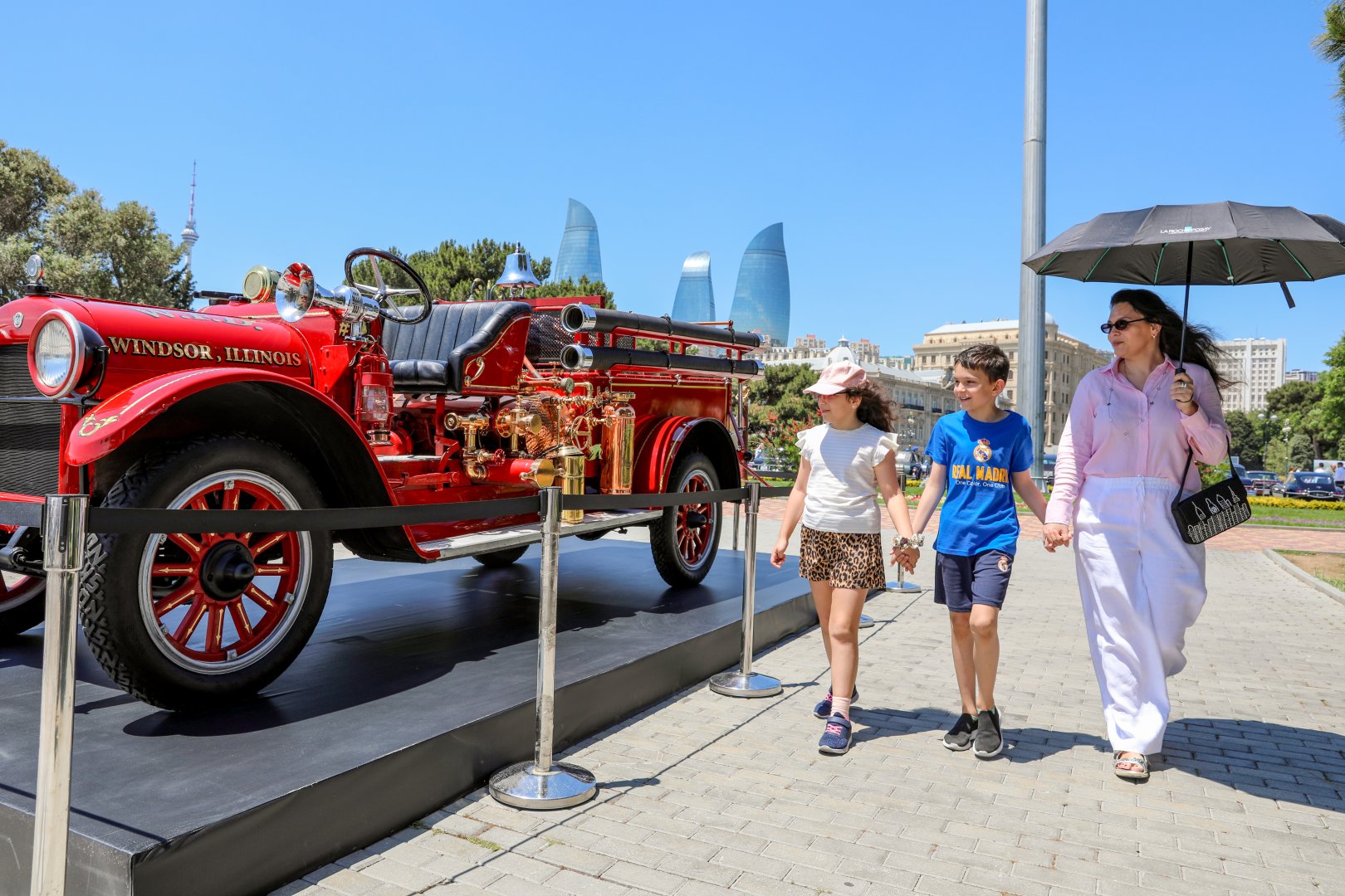 Baku hosts successful Classics & Supercars Festival (PHOTO/VIDEO)