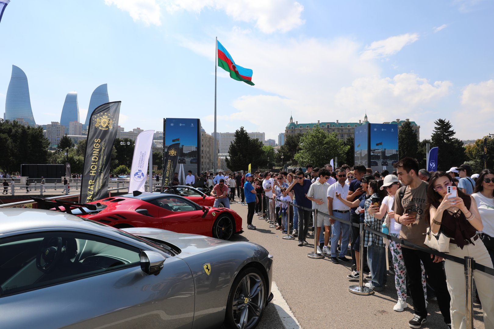 Baku hosts successful Classics & Supercars Festival (PHOTO/VIDEO)