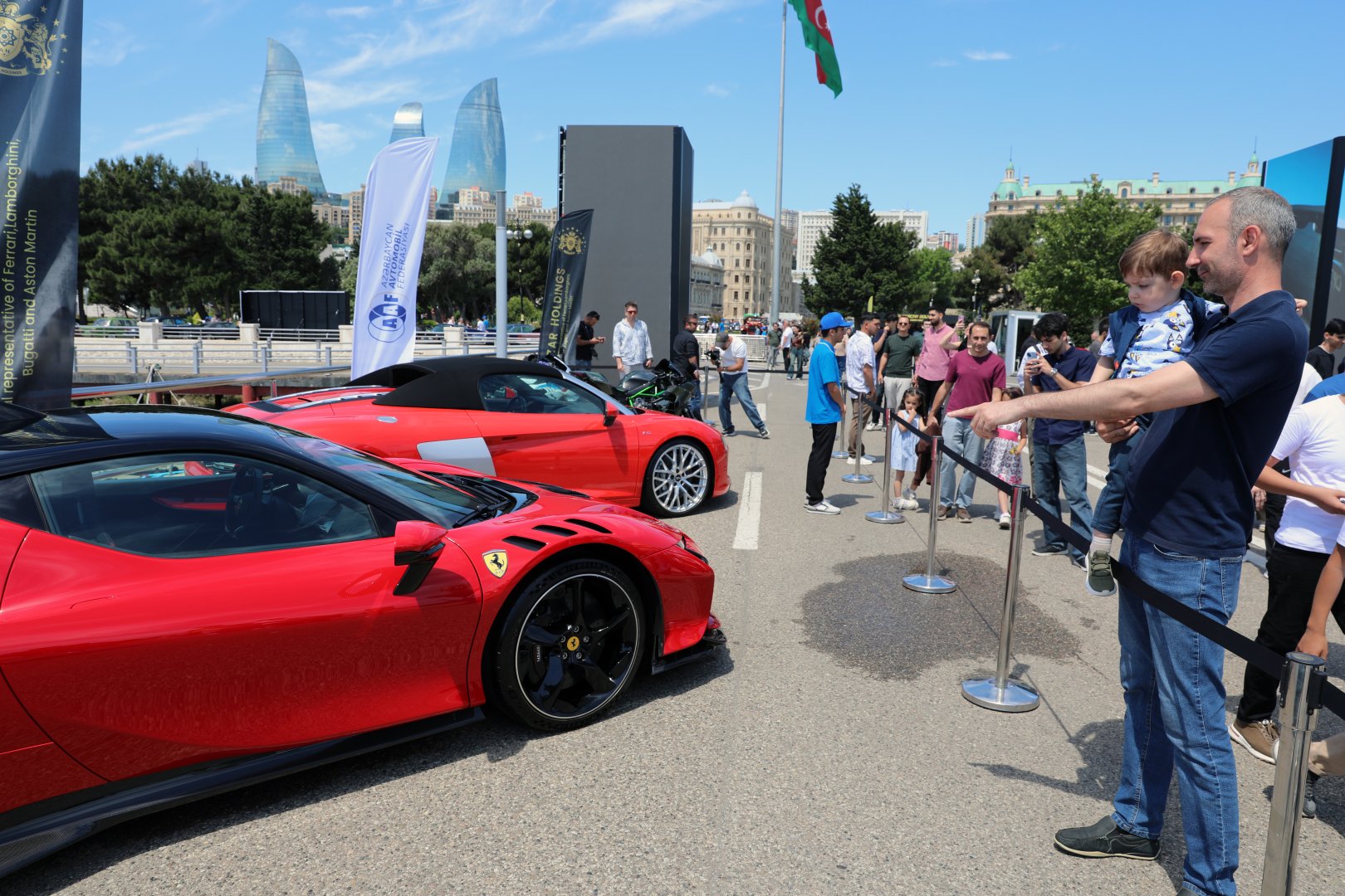 Baku hosts successful Classics & Supercars Festival (PHOTO/VIDEO)