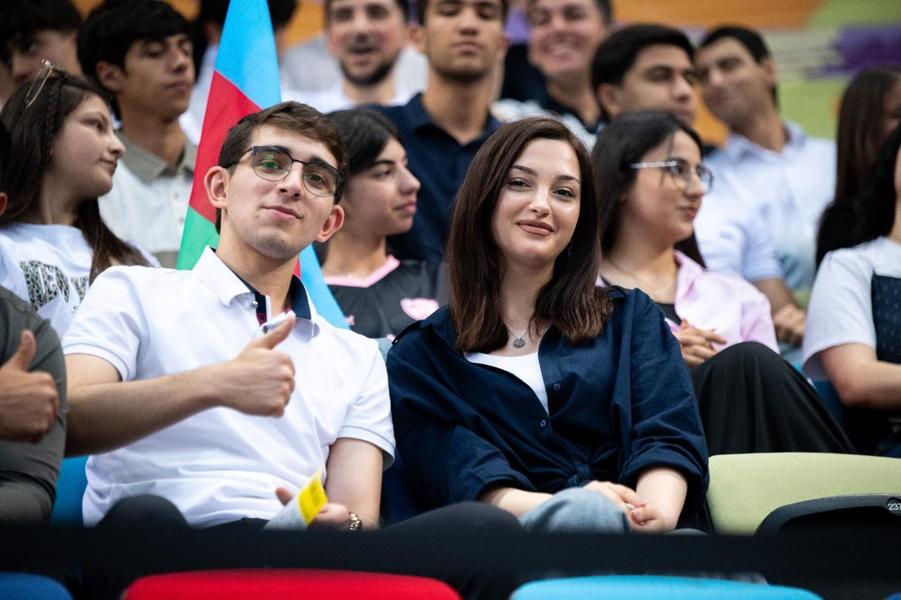 Azerbaijani gymnasts reach World Cup finals (PHOTO)