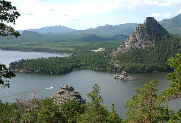 Kazakhstan plans digital monitoring system for mountain tourist routes