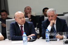 Azerbaijani MEDIA organizes public discussion of new draft law (PHOTO)