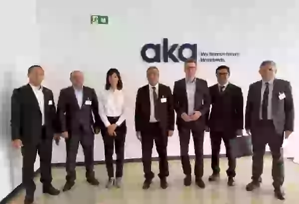 Uzbekistan explores European funding to modernize light industry