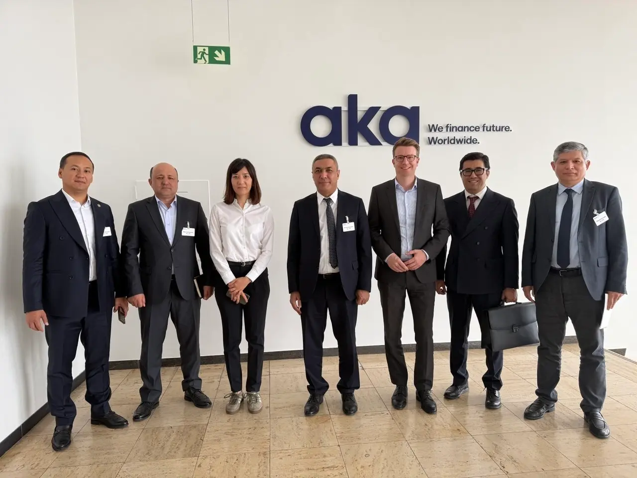 Uzbekistan explores European funding to modernize light industry