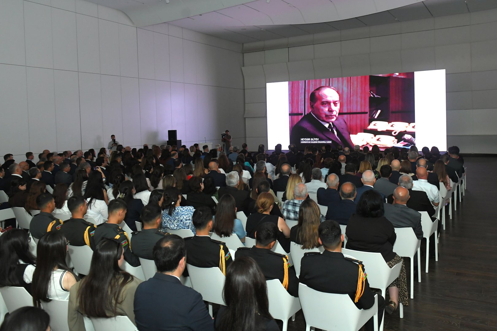 Documentary “Heydar Aliyev: A First-Person Biography” premieres at Heydar Aliyev Center (PHOTO)