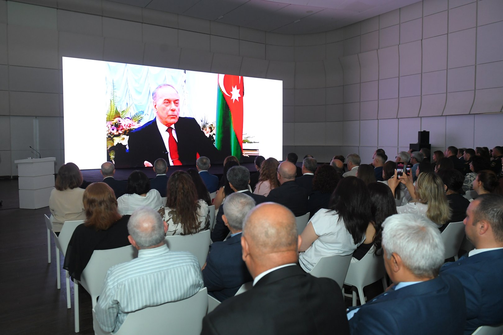 Documentary “Heydar Aliyev: A First-Person Biography” premieres at Heydar Aliyev Center (PHOTO)