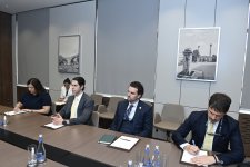 Azerbaijani foreign minister discusses cooperation prospects with head of DFC (PHOTO)
